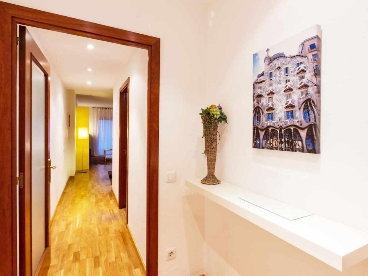 Comfortable 4 Rooms 2Bath W Balcony Barcelona Ngoại thất bức ảnh